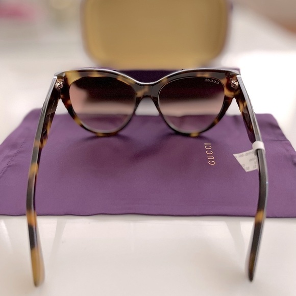 ? Authentic Gucci Cat Eye Sunglasses main image 6
